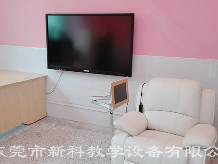 <a href='http://m.jrzfw.cn' target='1' style='font-size:14px; font-weight:bold; color:#0080ff;'>心理咨詢室</a>布置